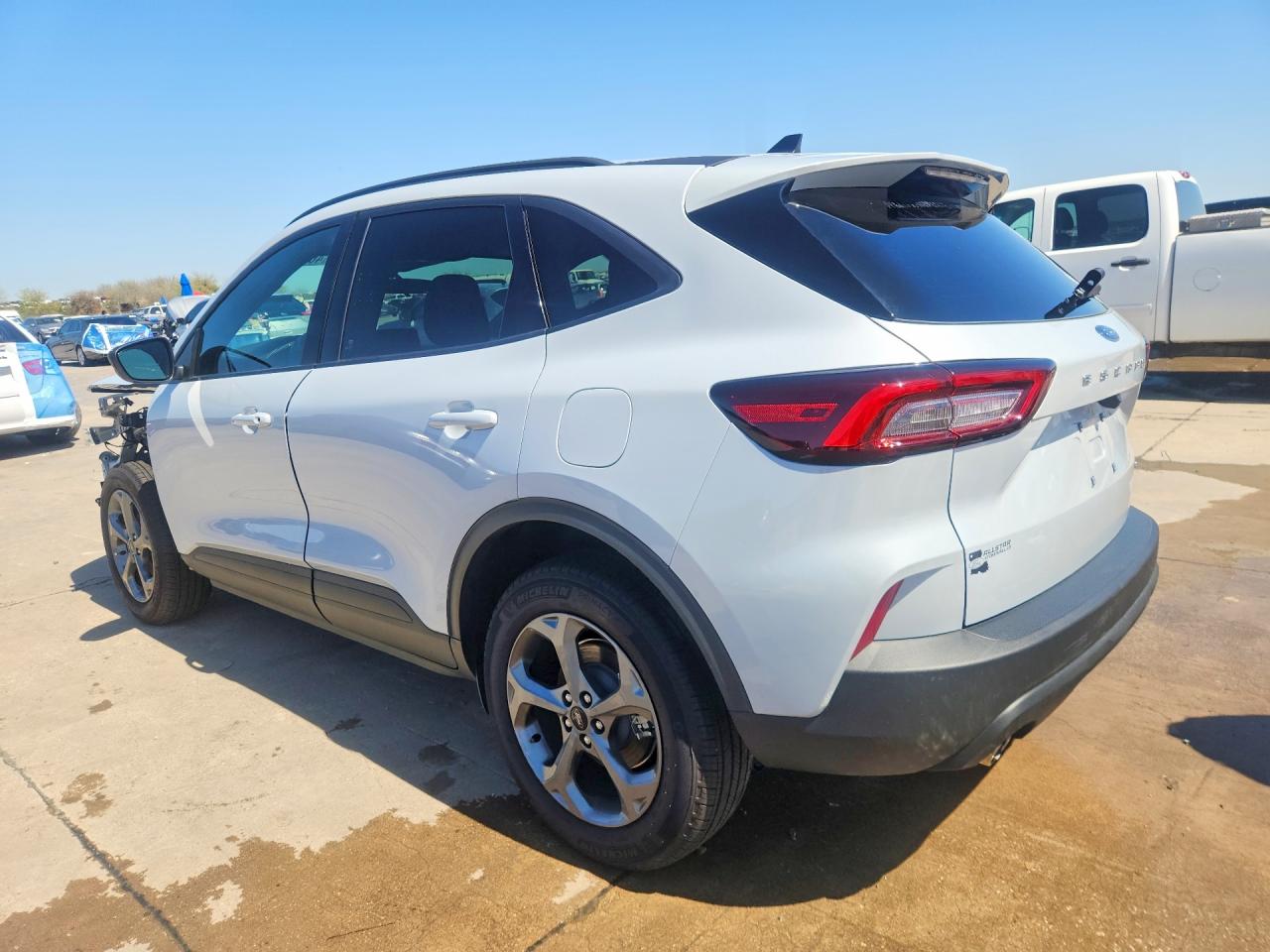 2025 FORD ESCAPE ST LINE photo 3