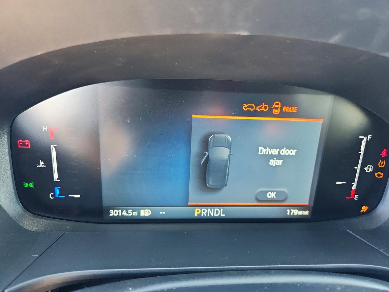 2025 FORD ESCAPE ST LINE photo 17
