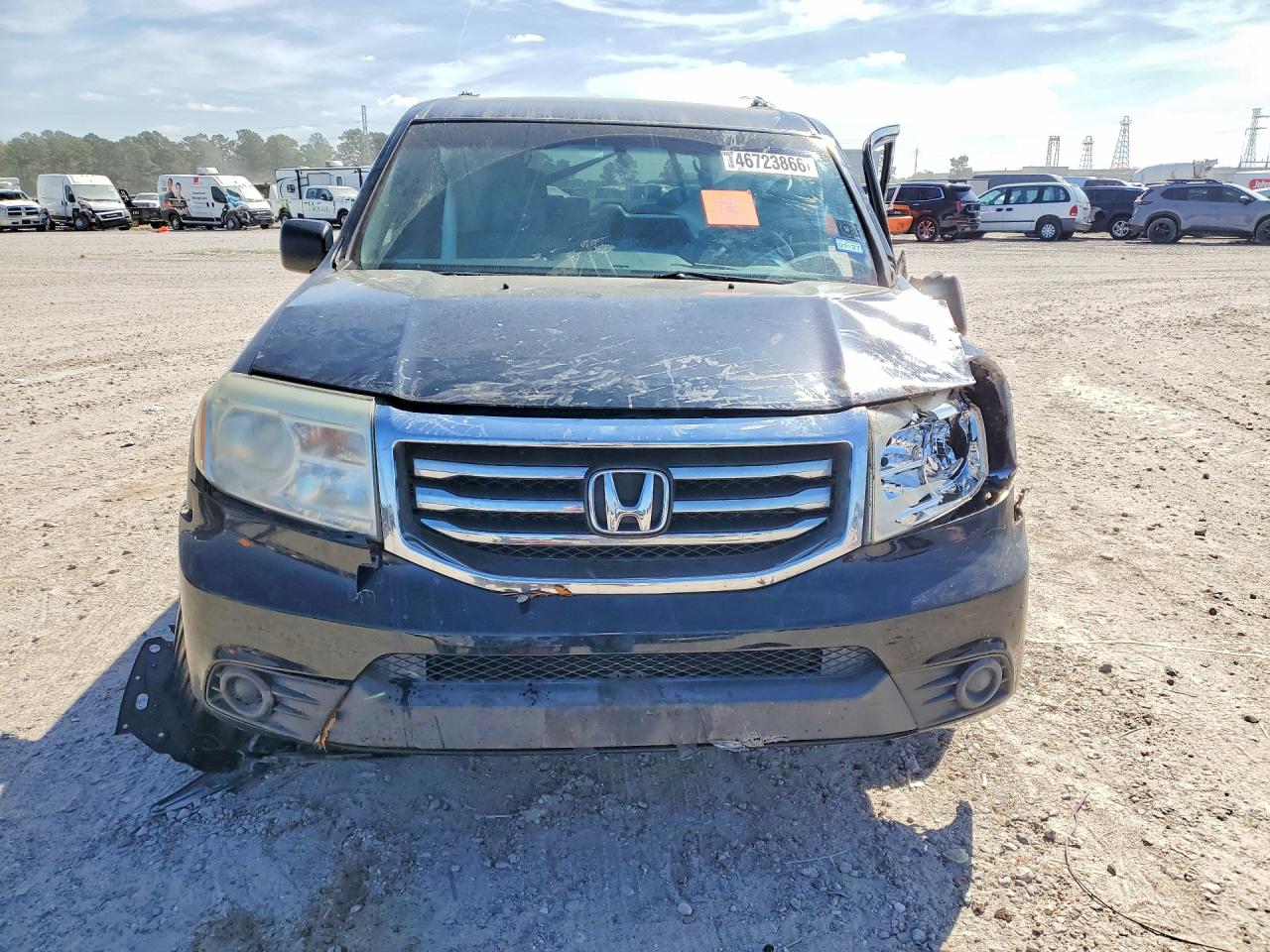 2015 HONDA PILOT LX photo 5