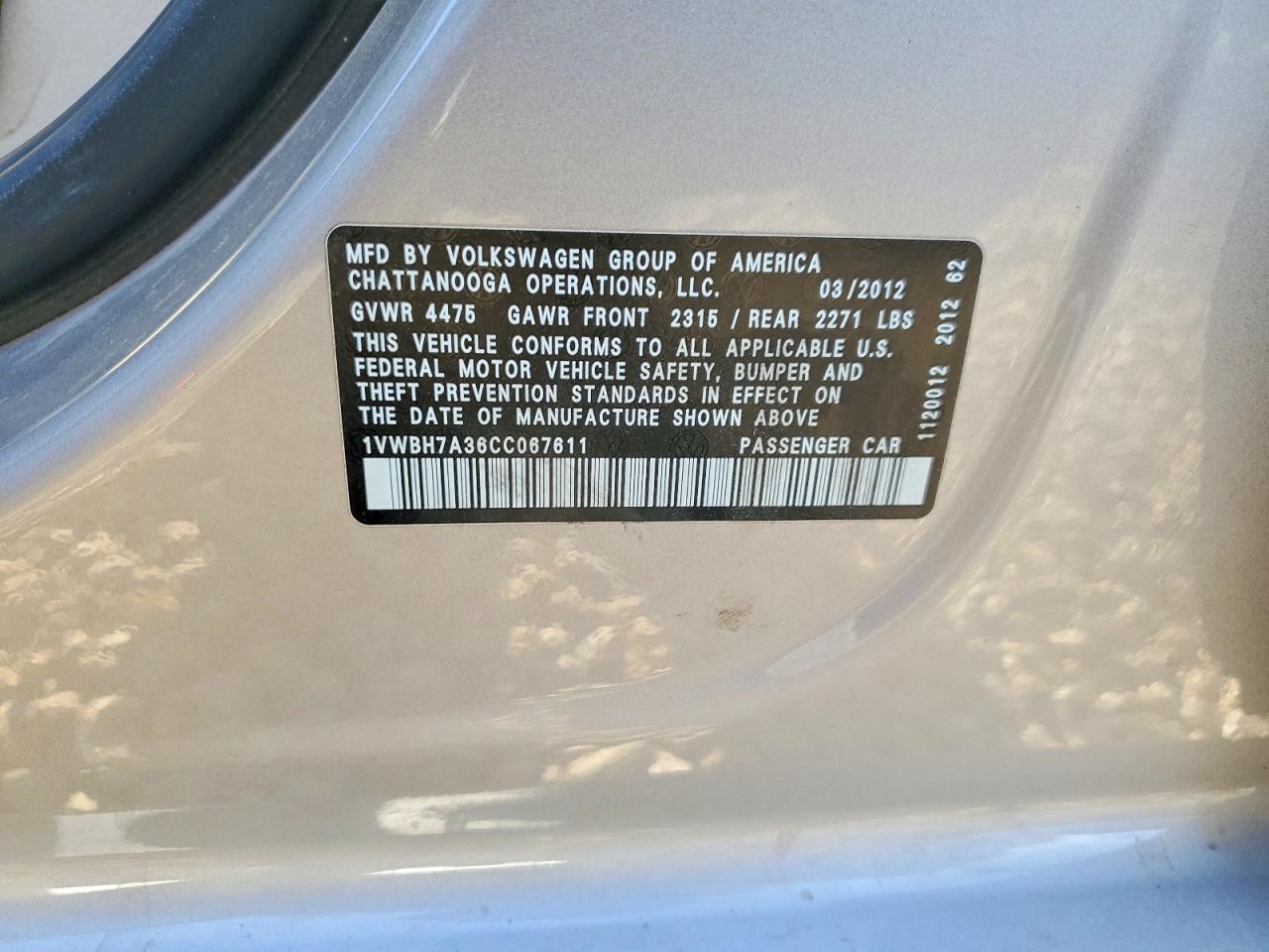 2012 VOLKSWAGEN PASSAT SE photo 12