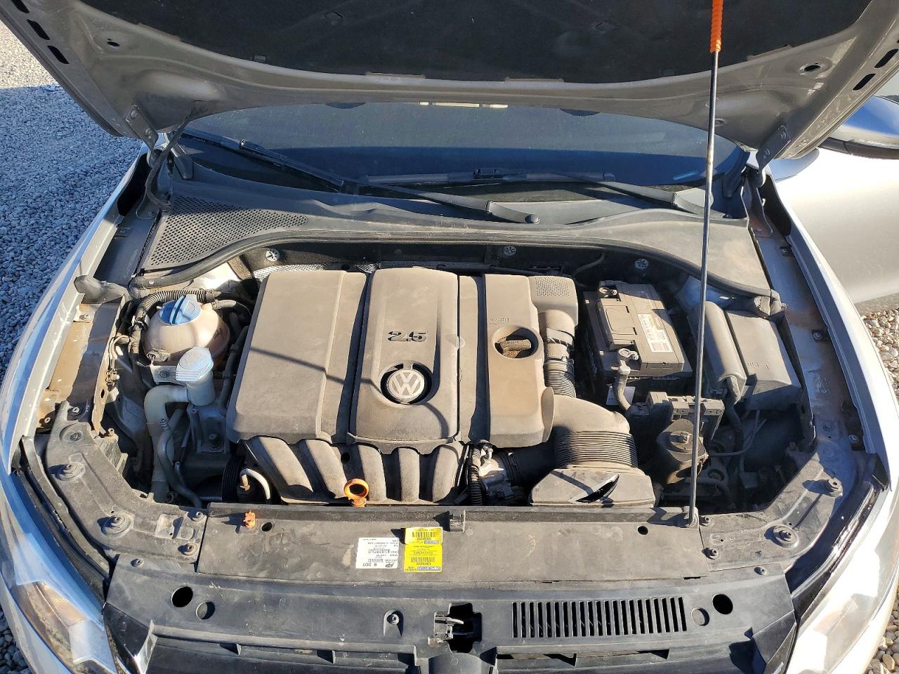 2012 VOLKSWAGEN PASSAT SE photo 11