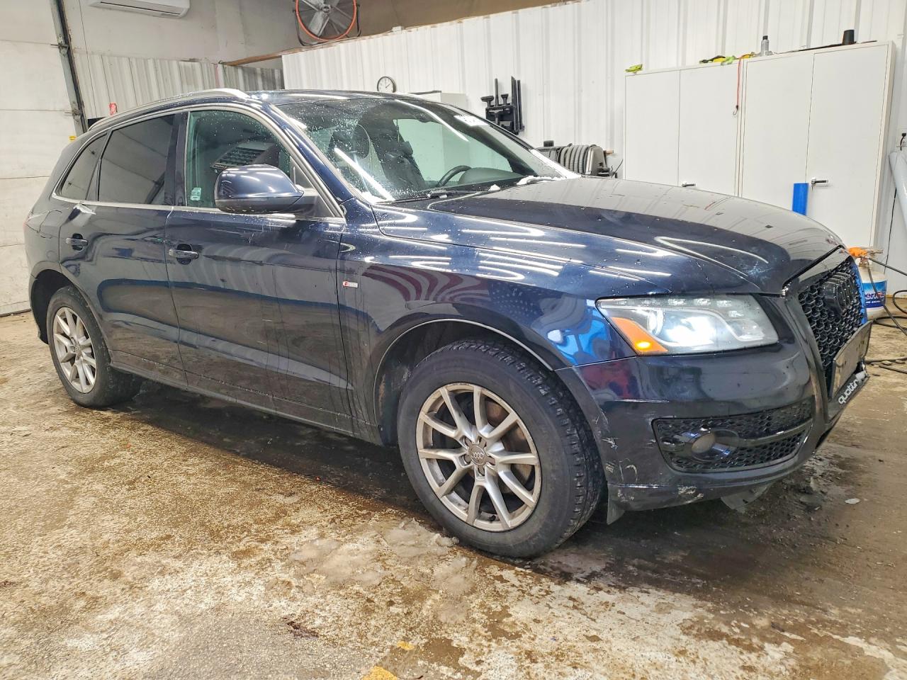 2010 AUDI Q5 PREMIUM PLUS photo 4
