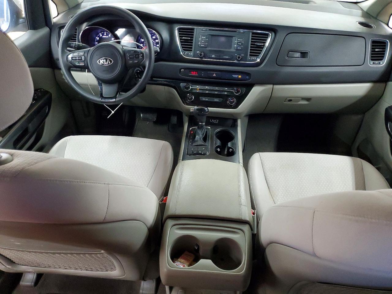 2016 KIA SEDONA LX photo 15
