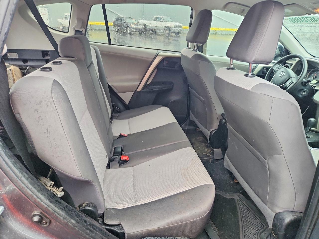 2013 TOYOTA RAV4 LE photo 10