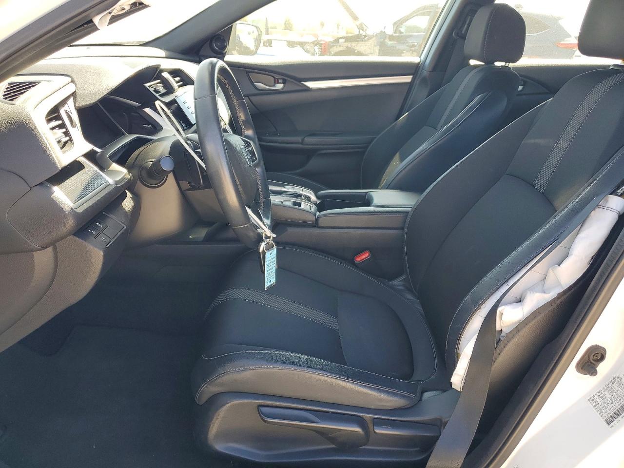 2020 HONDA CIVIC SPORT photo 19