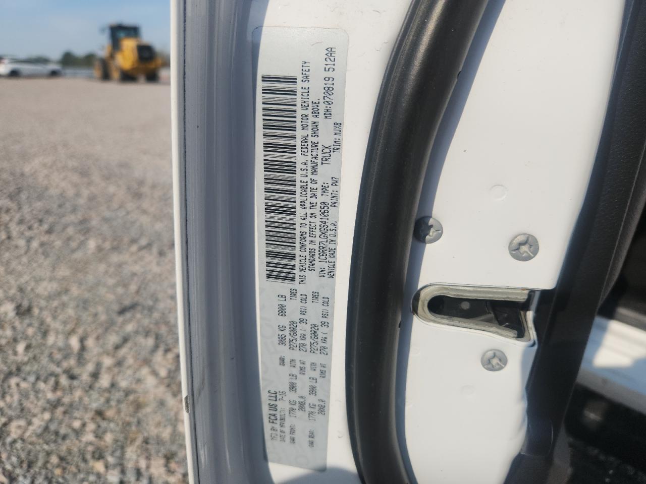 2016 RAM 1500 SLT photo 23
