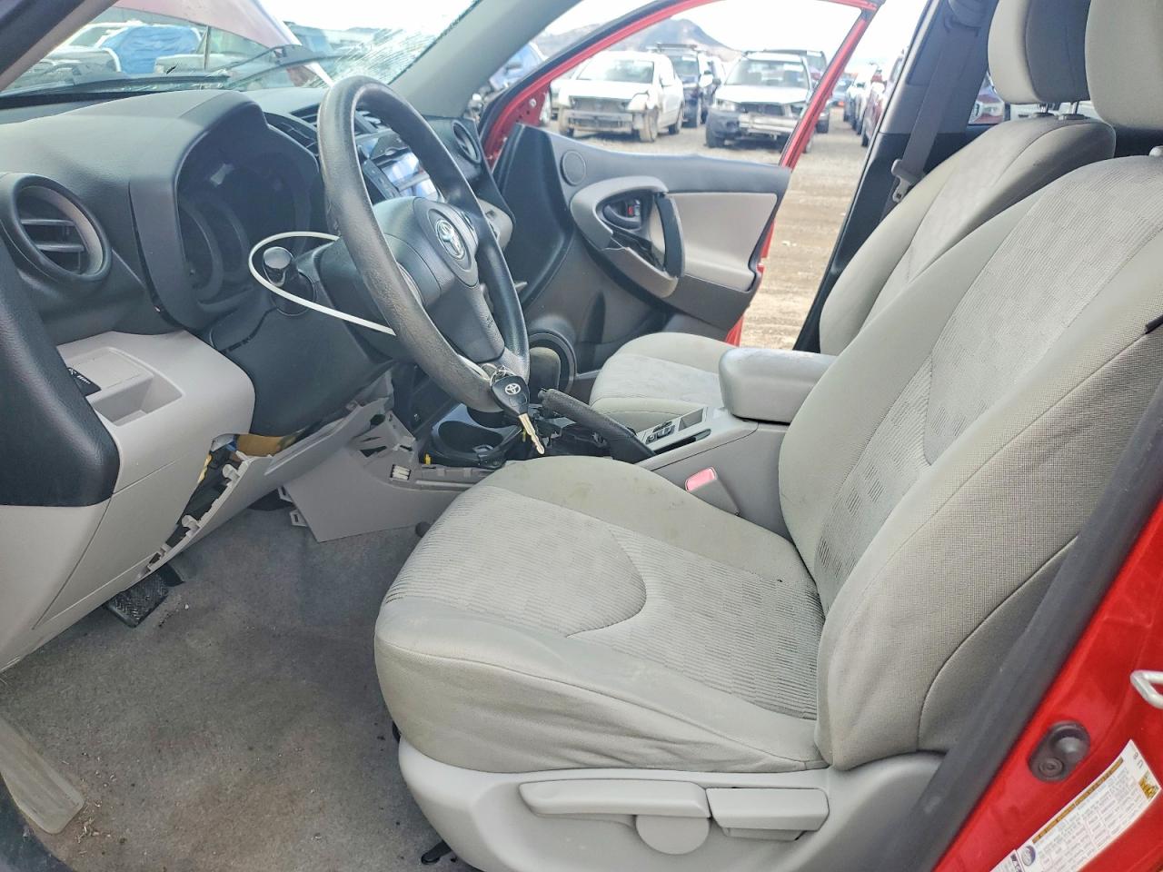 2009 TOYOTA RAV4 BASE photo 7