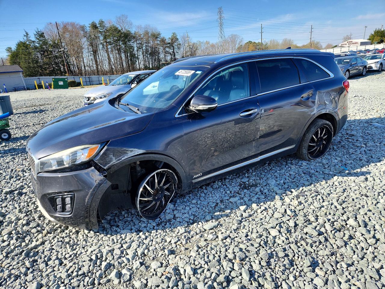 2017 KIA SORENTO
