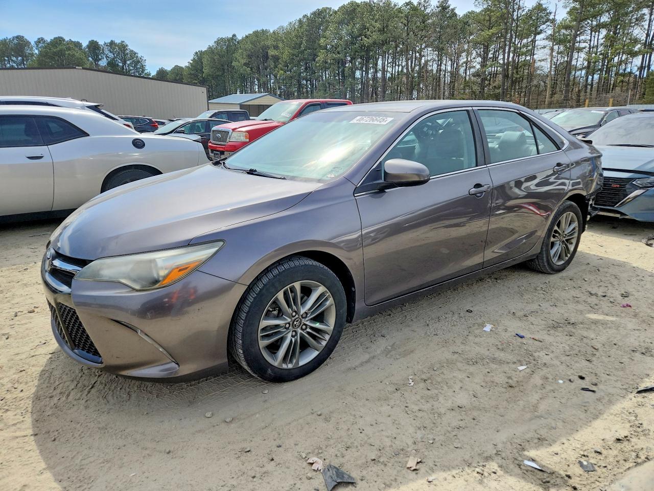 2016 TOYOTA CAMRY