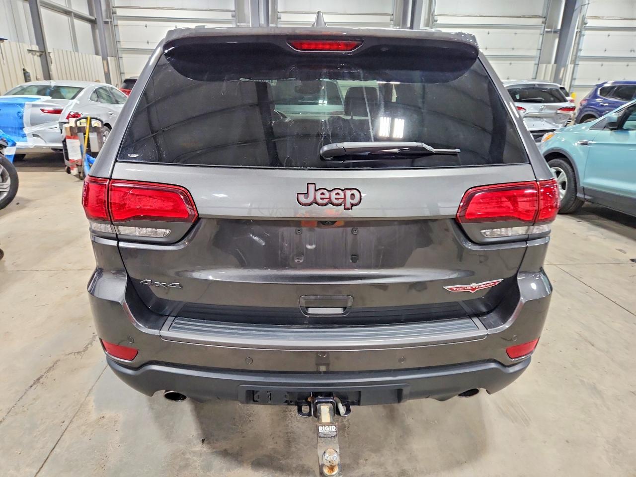 2020 JEEP GRAND CHEROKEE TRAILHAWK photo 11