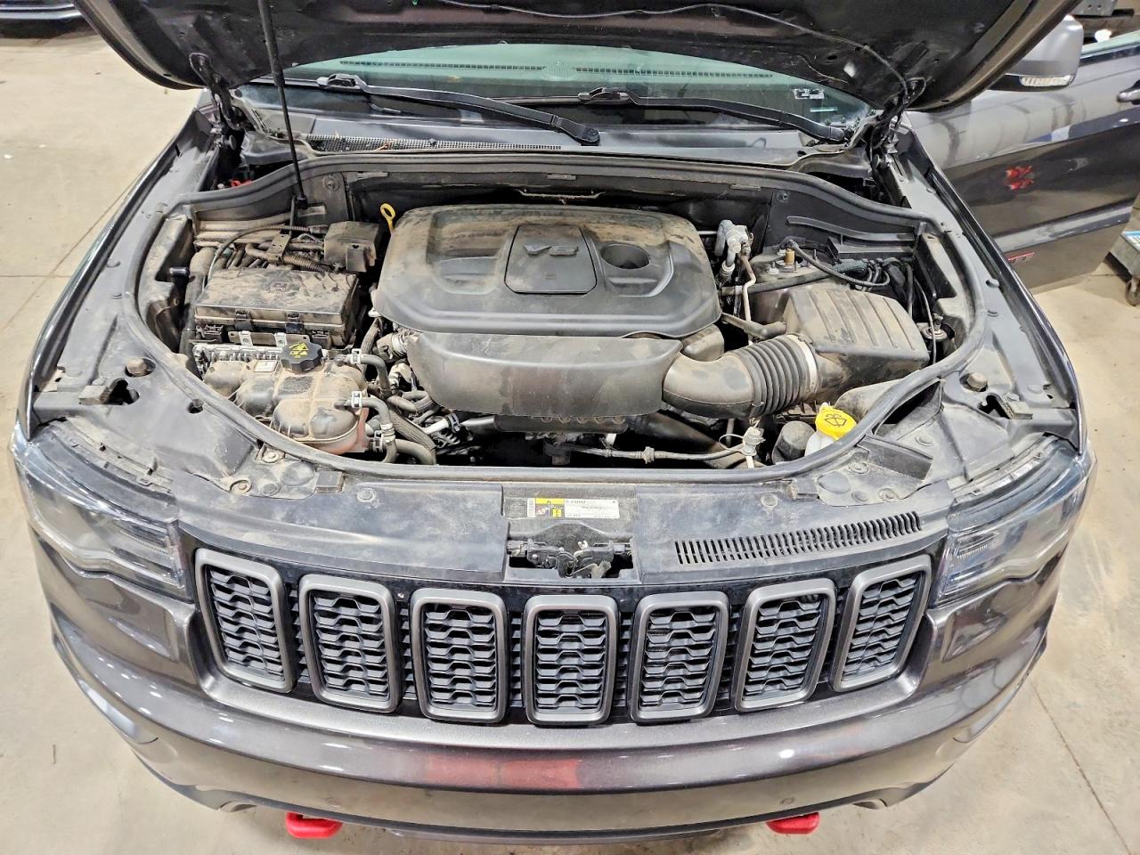2020 JEEP GRAND CHEROKEE TRAILHAWK photo 23