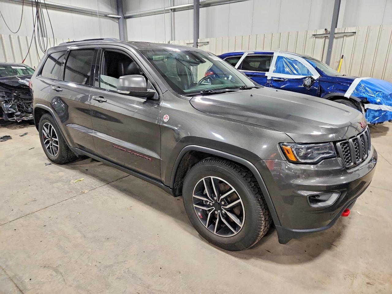 2020 JEEP GRAND CHEROKEE TRAILHAWK photo 7