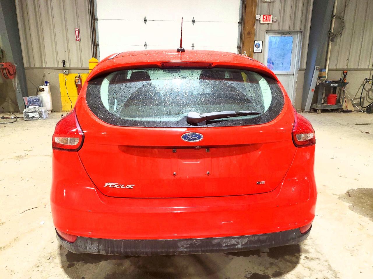 2017 FORD FOCUS photo 11