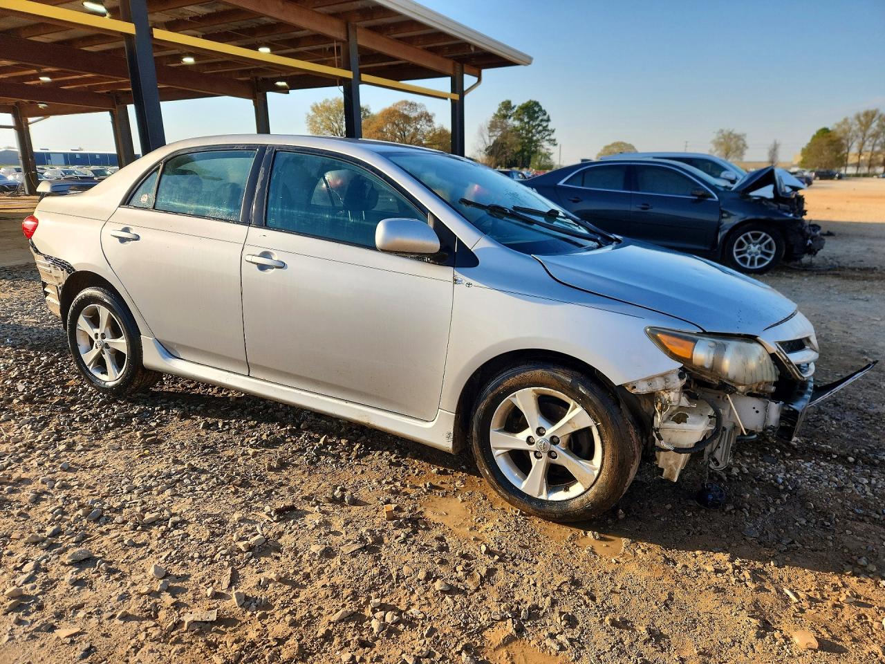 2011 TOYOTA COROLLA S photo 4
