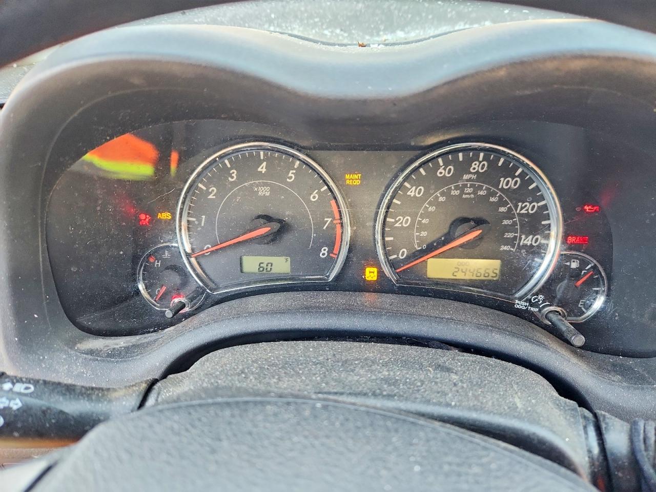 2011 TOYOTA COROLLA S photo 9
