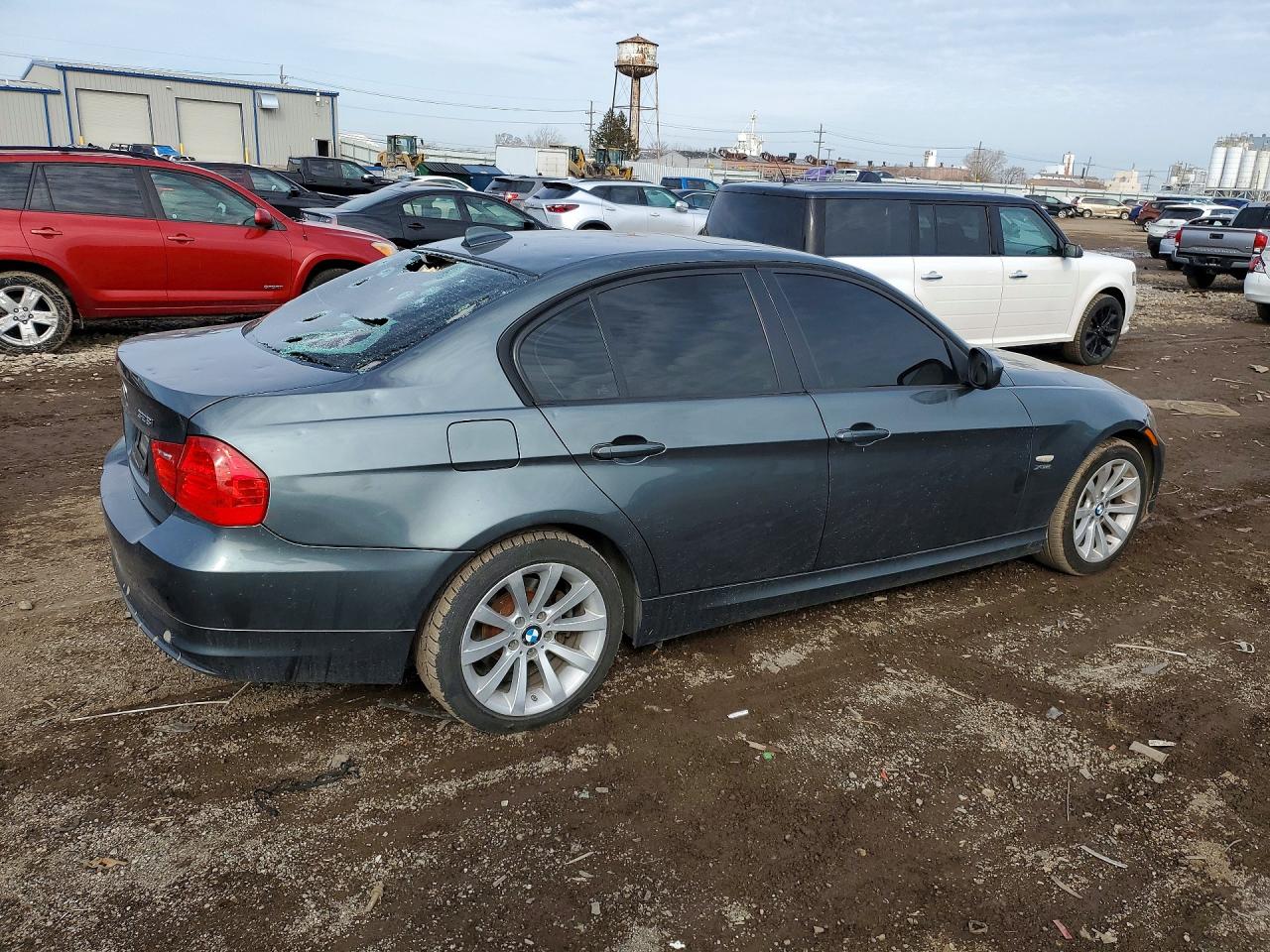 2011 BMW 328 XI photo 3
