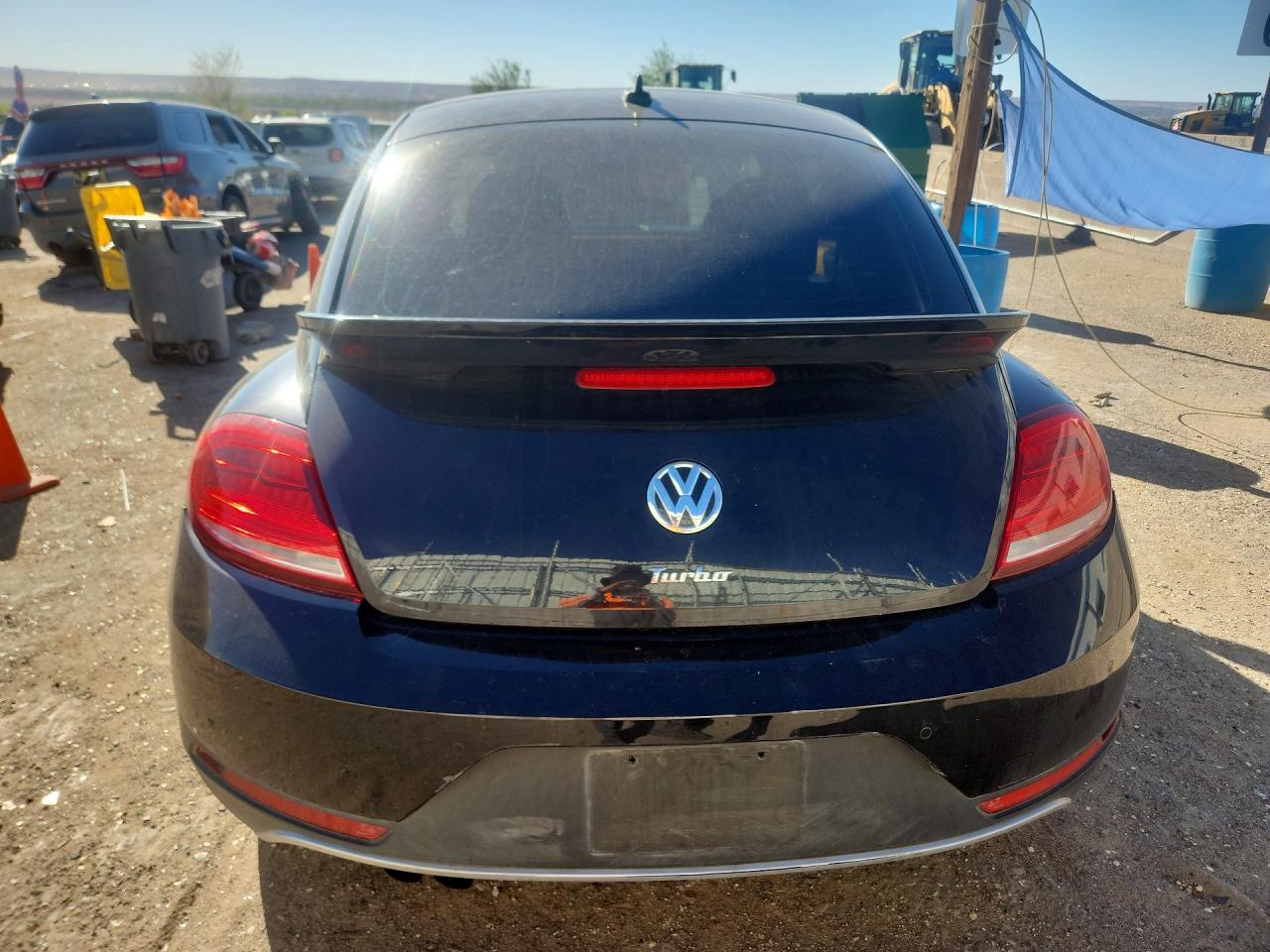 2016 VOLKSWAGEN BEETLE DUNE photo 11