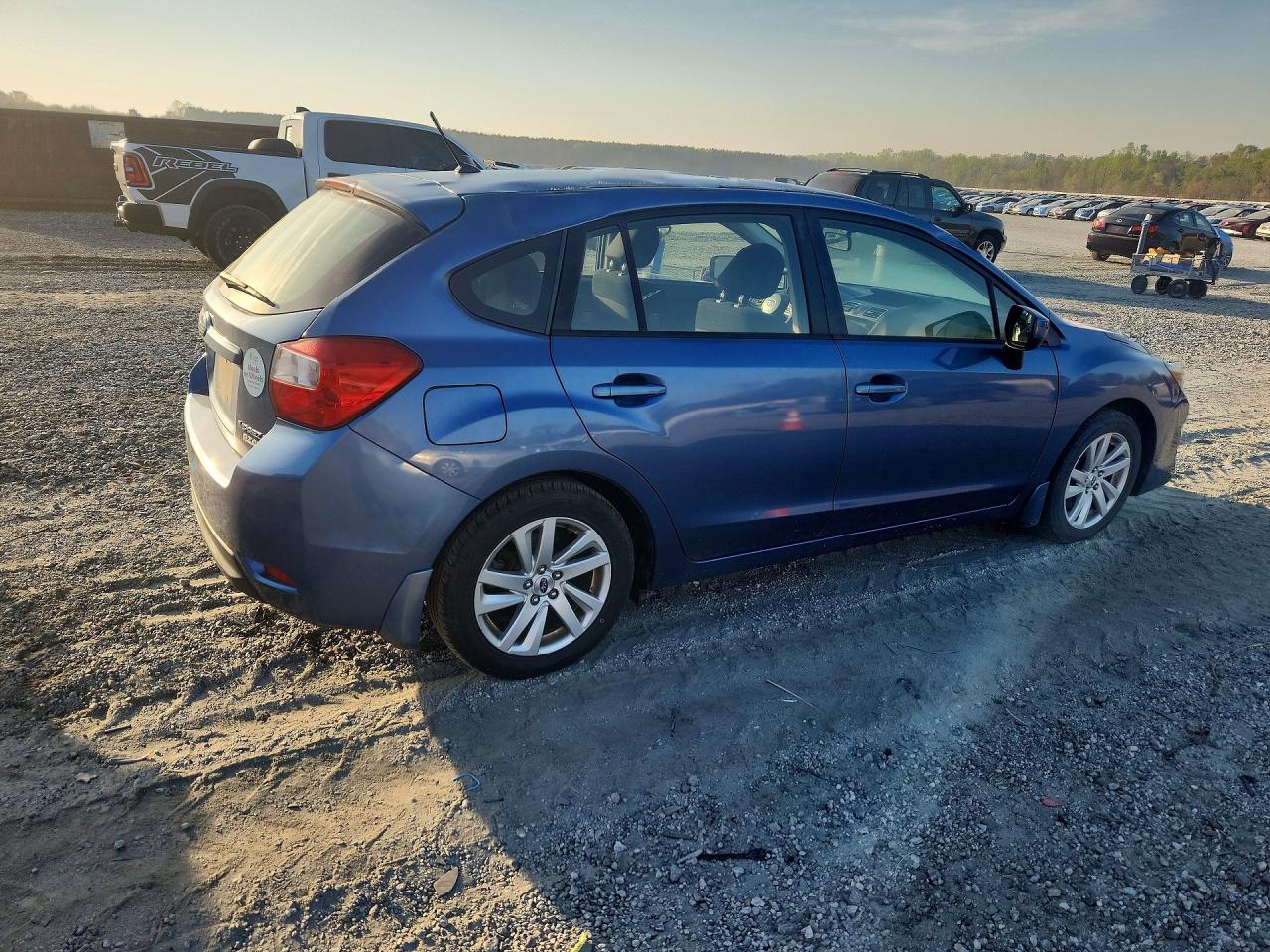2015 SUBARU IMPREZA PREMIUM photo 5