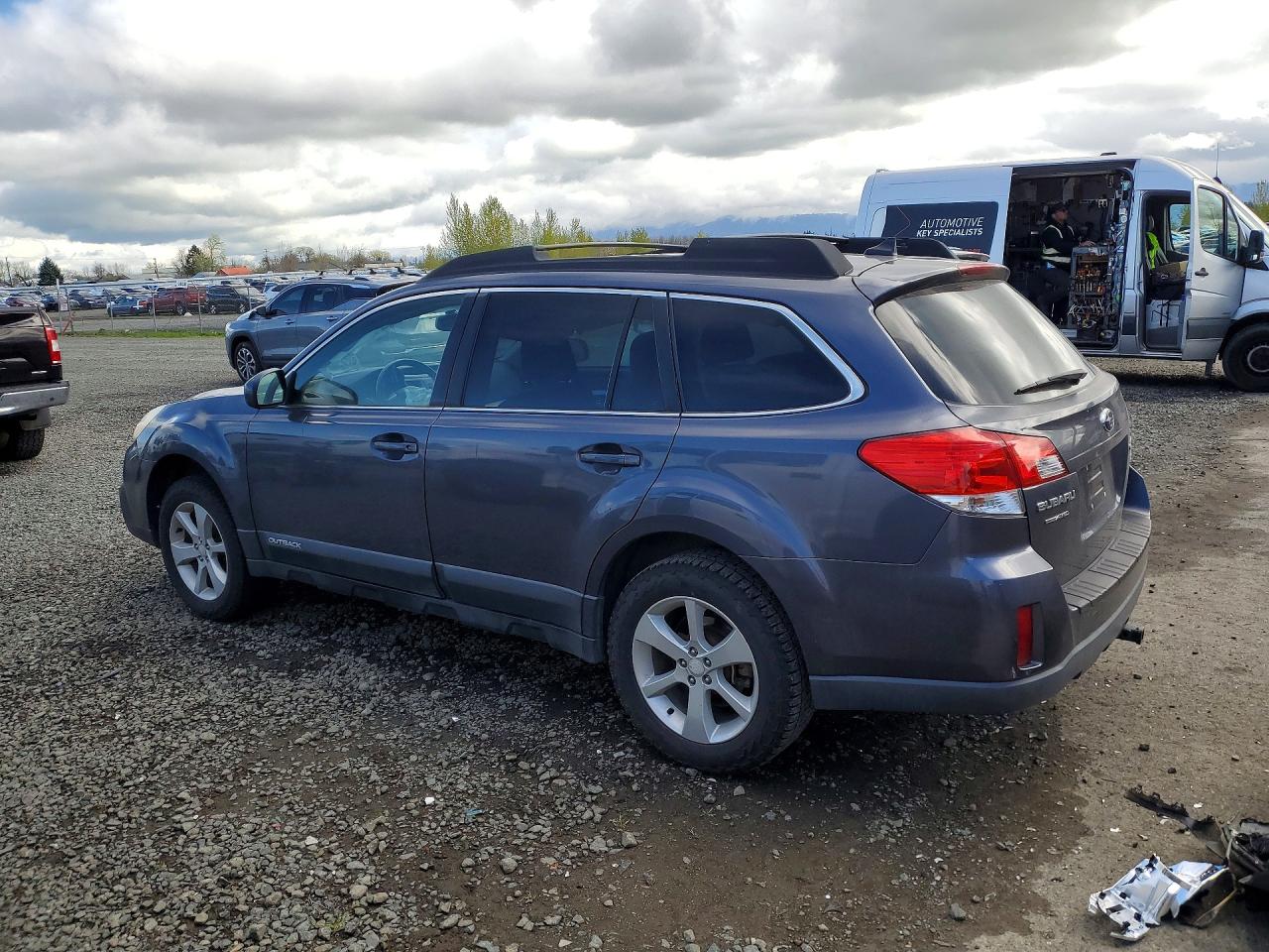 2014 SUBARU OUTBACK 2.5I PREMIUM photo 2