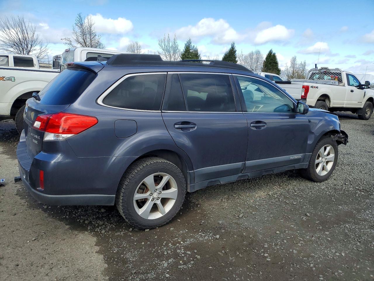 2014 SUBARU OUTBACK 2.5I PREMIUM photo 3