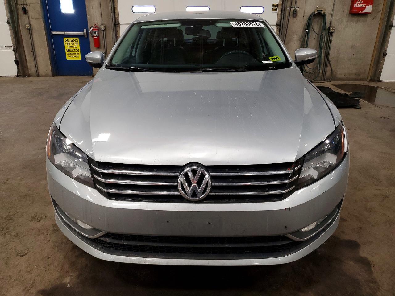 2015 VOLKSWAGEN PASSAT S photo 5