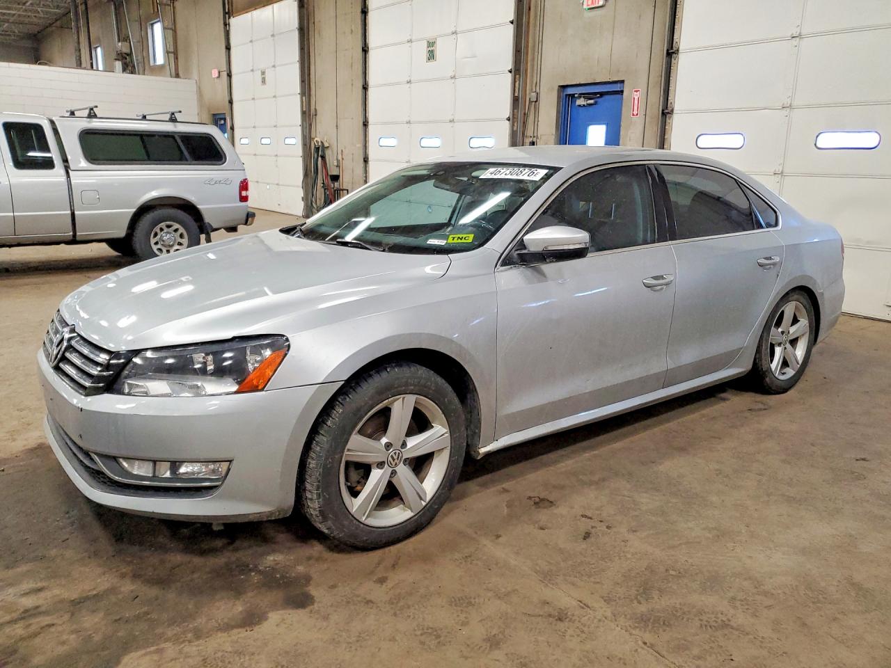 2015 VOLKSWAGEN PASSAT