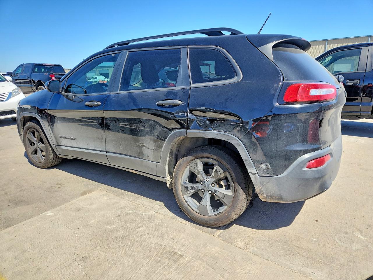 2017 JEEP CHEROKEE SPORT photo 3