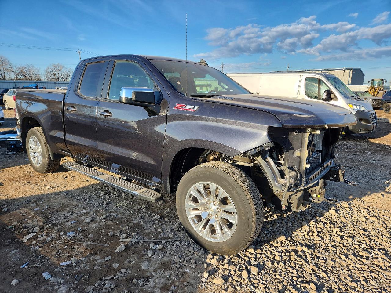 2023 CHEVROLET SILVERADO K1500 LT photo 4
