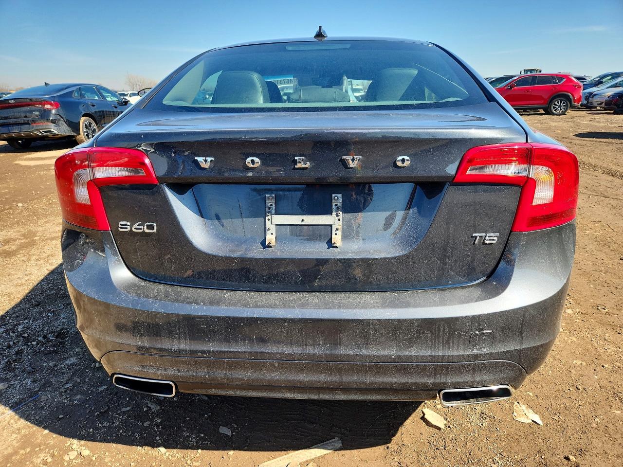 2015 VOLVO S60 PREMIER photo 6