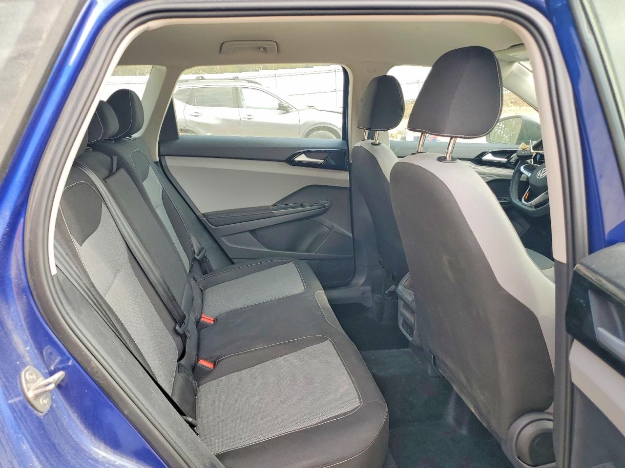 2024 VOLKSWAGEN TAOS S photo 21