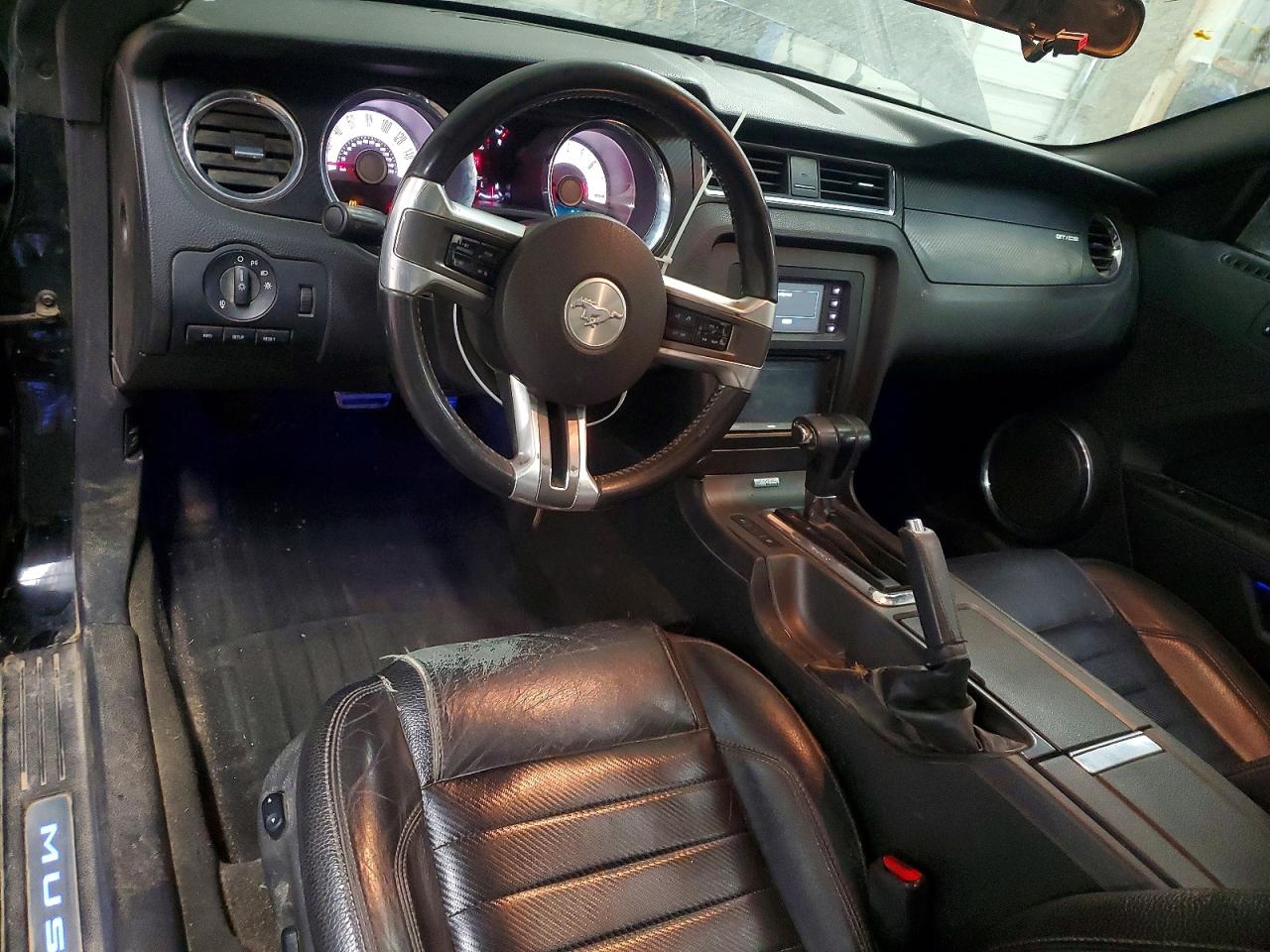 2012 FORD MUSTANG GT photo 22