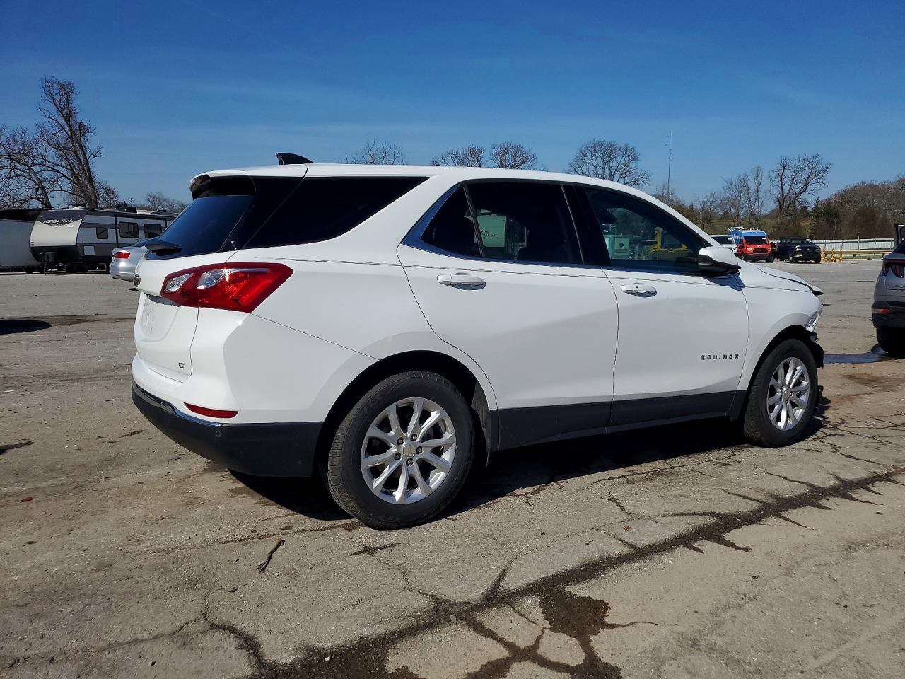 2020 CHEVROLET EQUINOX LT photo 5