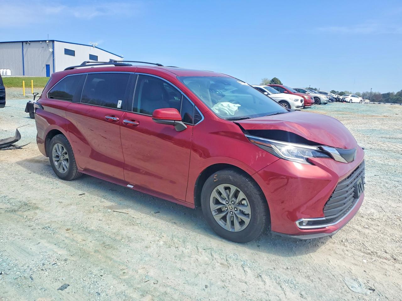 2022 TOYOTA SIENNA XLE 8-PASSENGER photo 7