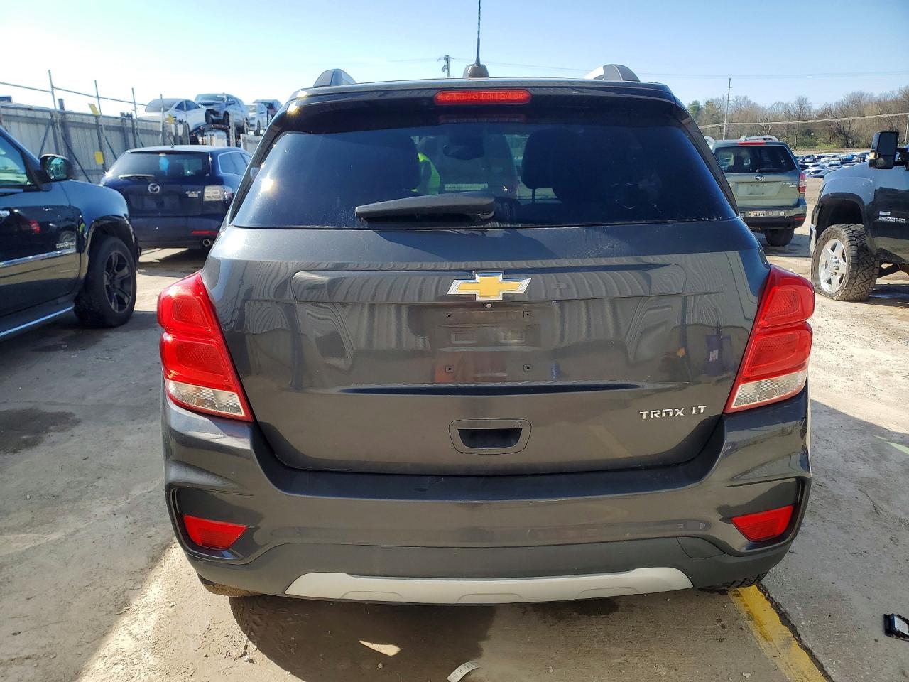 2018 CHEVROLET TRAX 1LT photo 11