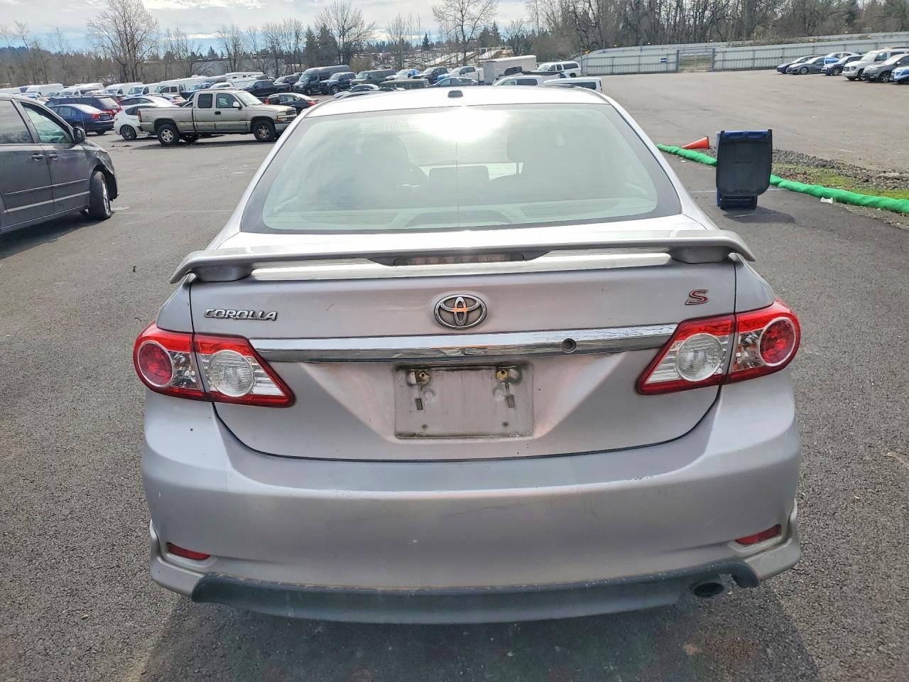 2012 TOYOTA COROLLA S photo 11