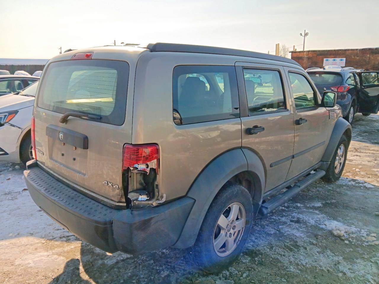 2007 DODGE NITRO SXT photo 5