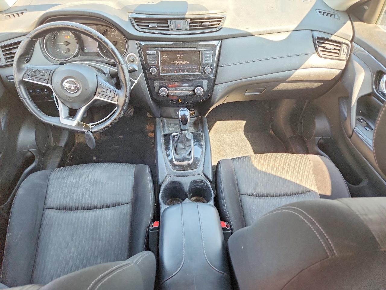2020 NISSAN ROGUE SV photo 8