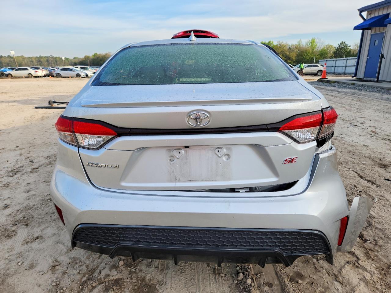 2021 TOYOTA COROLLA SE photo 16