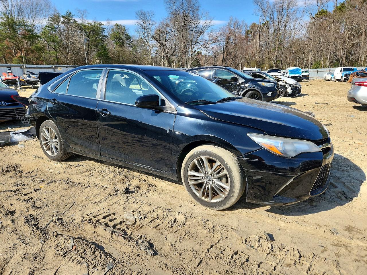 2017 TOYOTA CAMRY SE photo 7