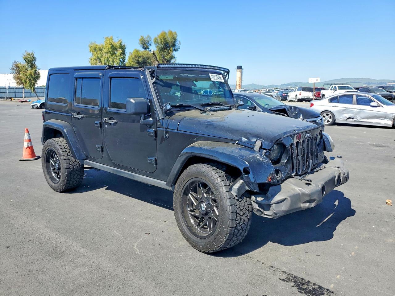 2013 JEEP WRANGLER UNLIMITED photo 4