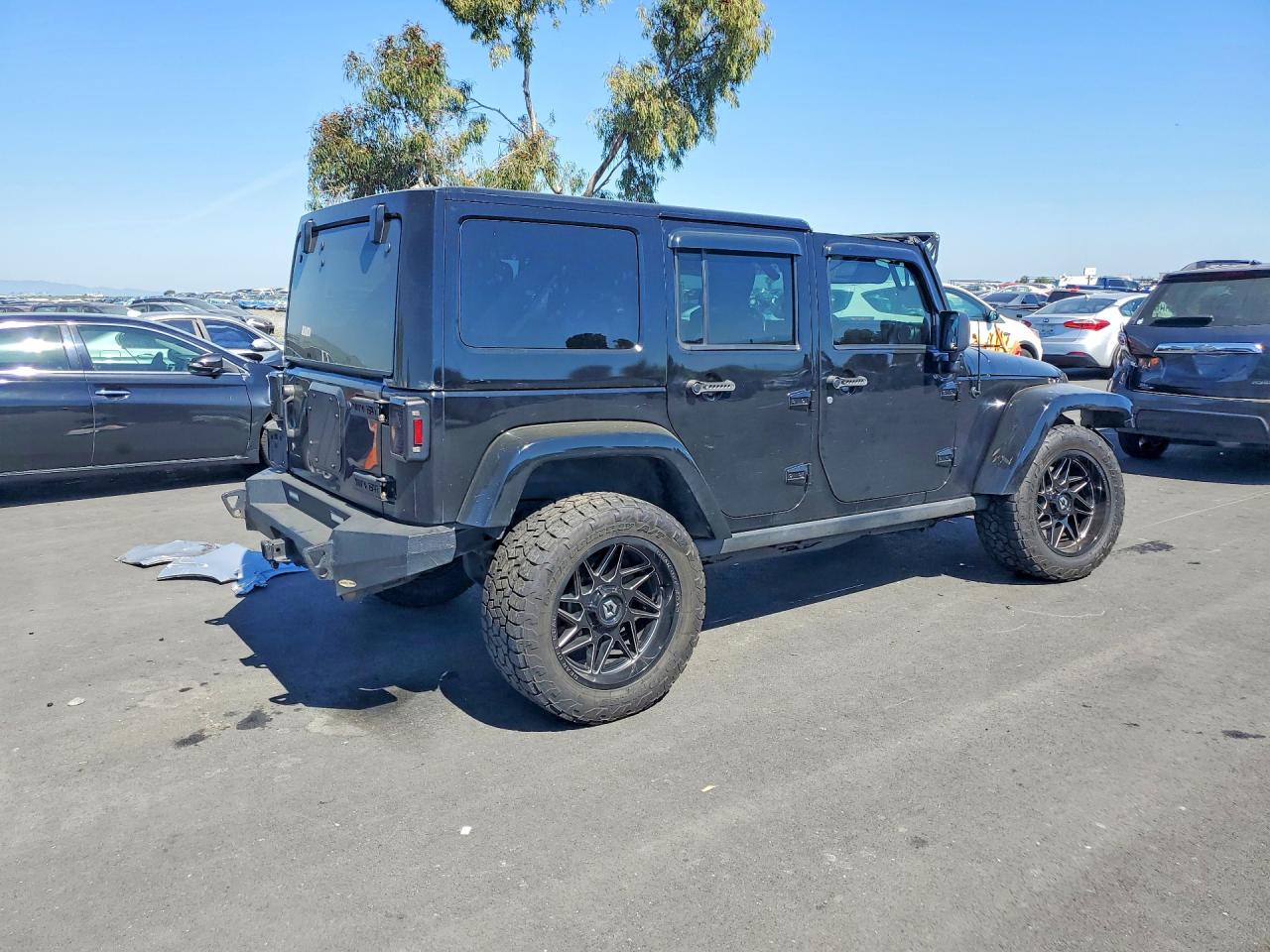 2013 JEEP WRANGLER UNLIMITED photo 3
