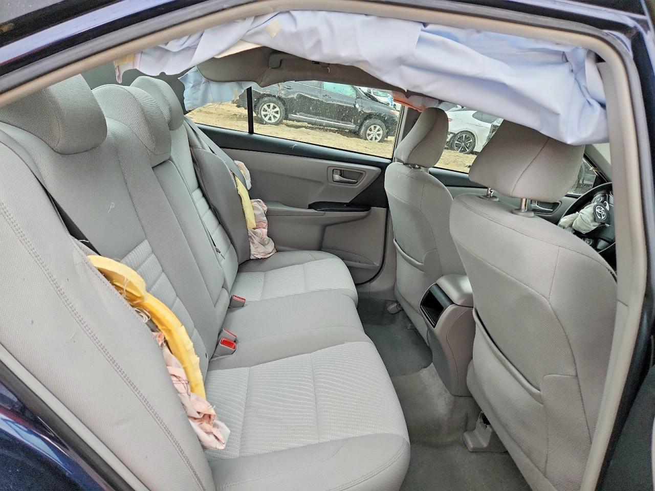 2017 TOYOTA CAMRY photo 10