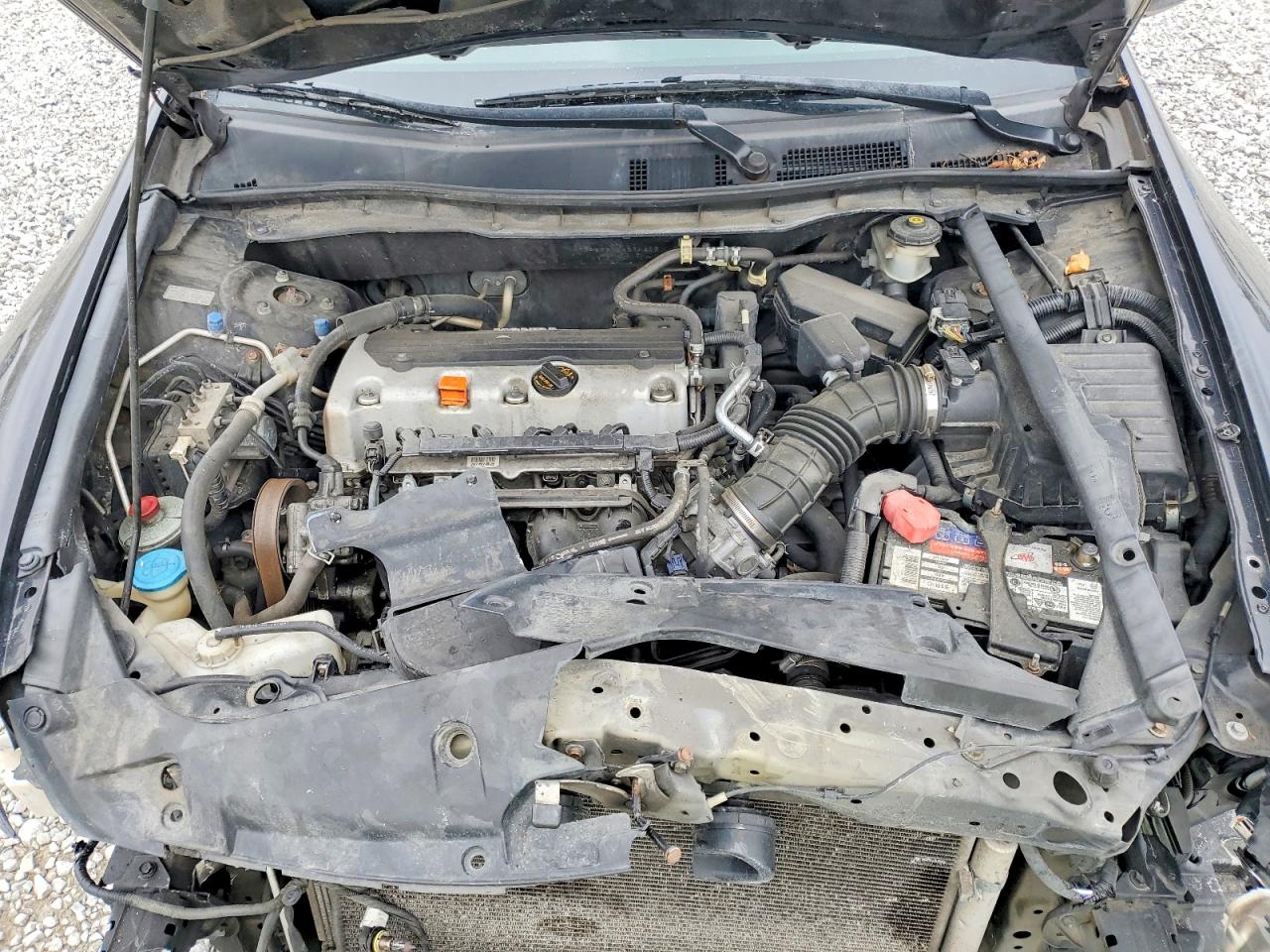 2012 HONDA ACCORD LX photo 11