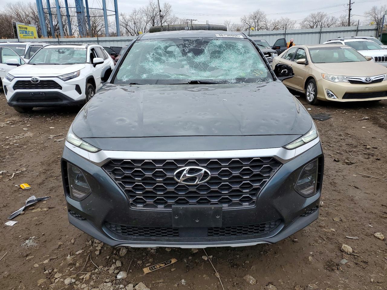 2019 HYUNDAI SANTA FE SE 2.4L photo 5