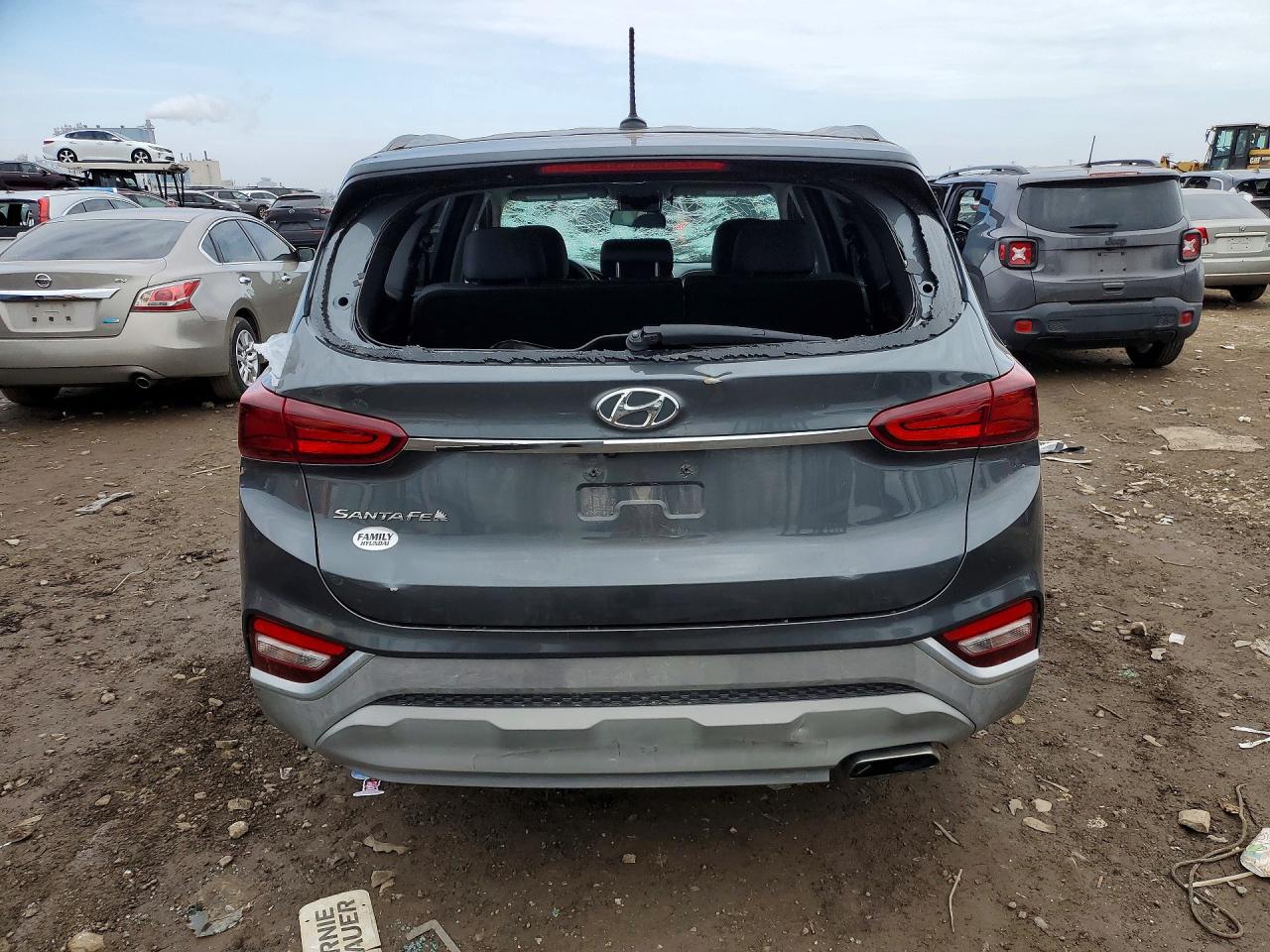 2019 HYUNDAI SANTA FE SE 2.4L photo 6