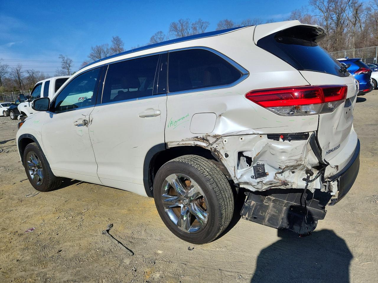 2019 TOYOTA HIGHLANDER LIMITED PLATINUM photo 2