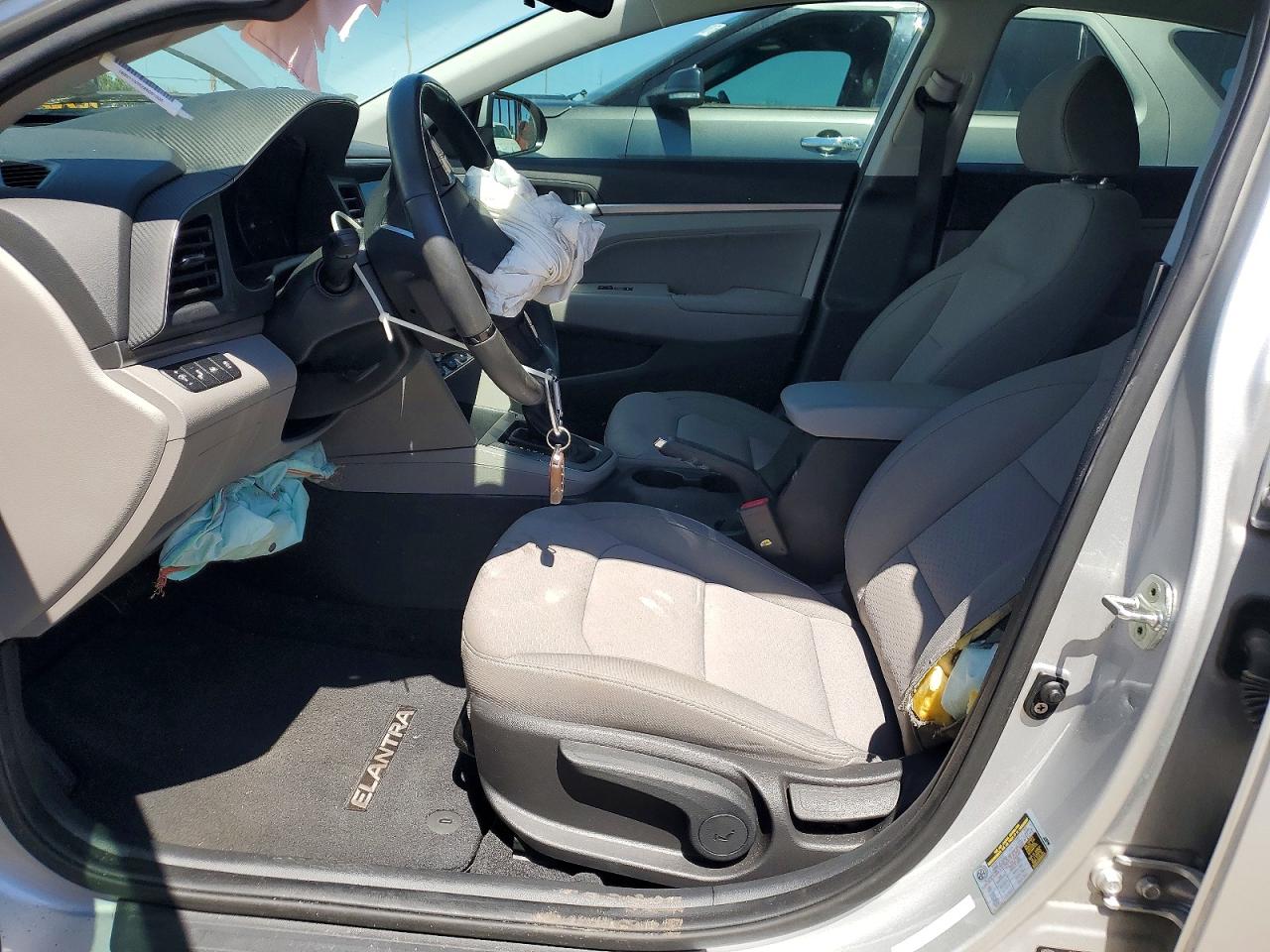 2019 HYUNDAI ELANTRA VALUE EDITION photo 7