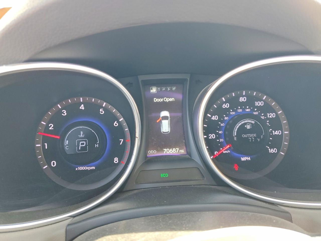 2015 HYUNDAI SANTA FE SPORT 2.0T photo 9