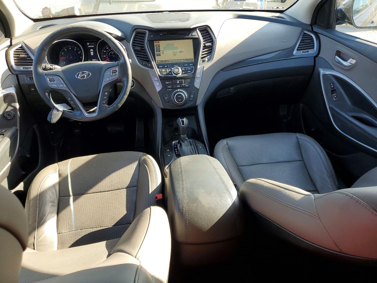 2015 HYUNDAI SANTA FE SPORT 2.0T photo 8