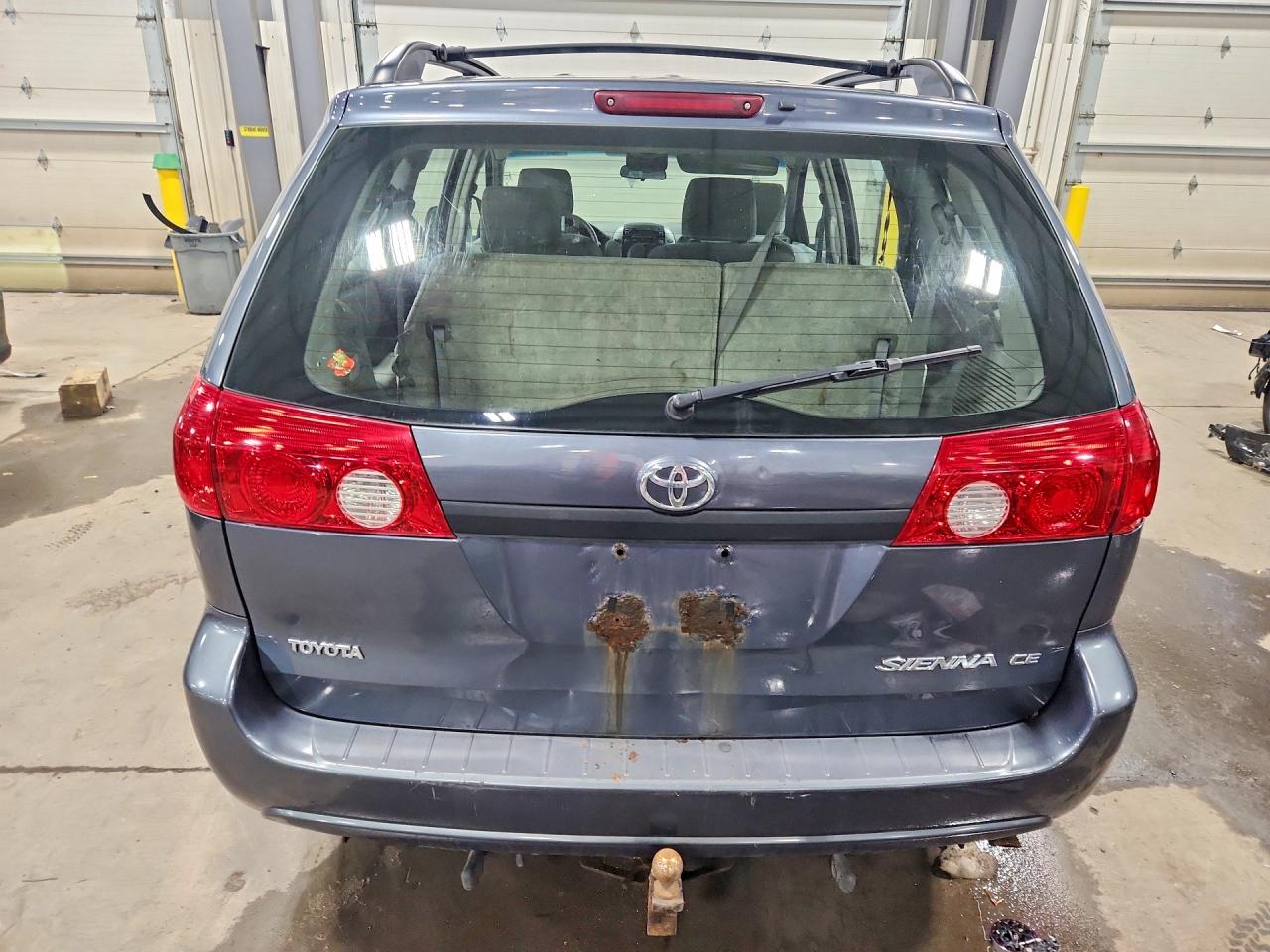 2006 TOYOTA SIENNA CE 7 PASSENGER photo 6